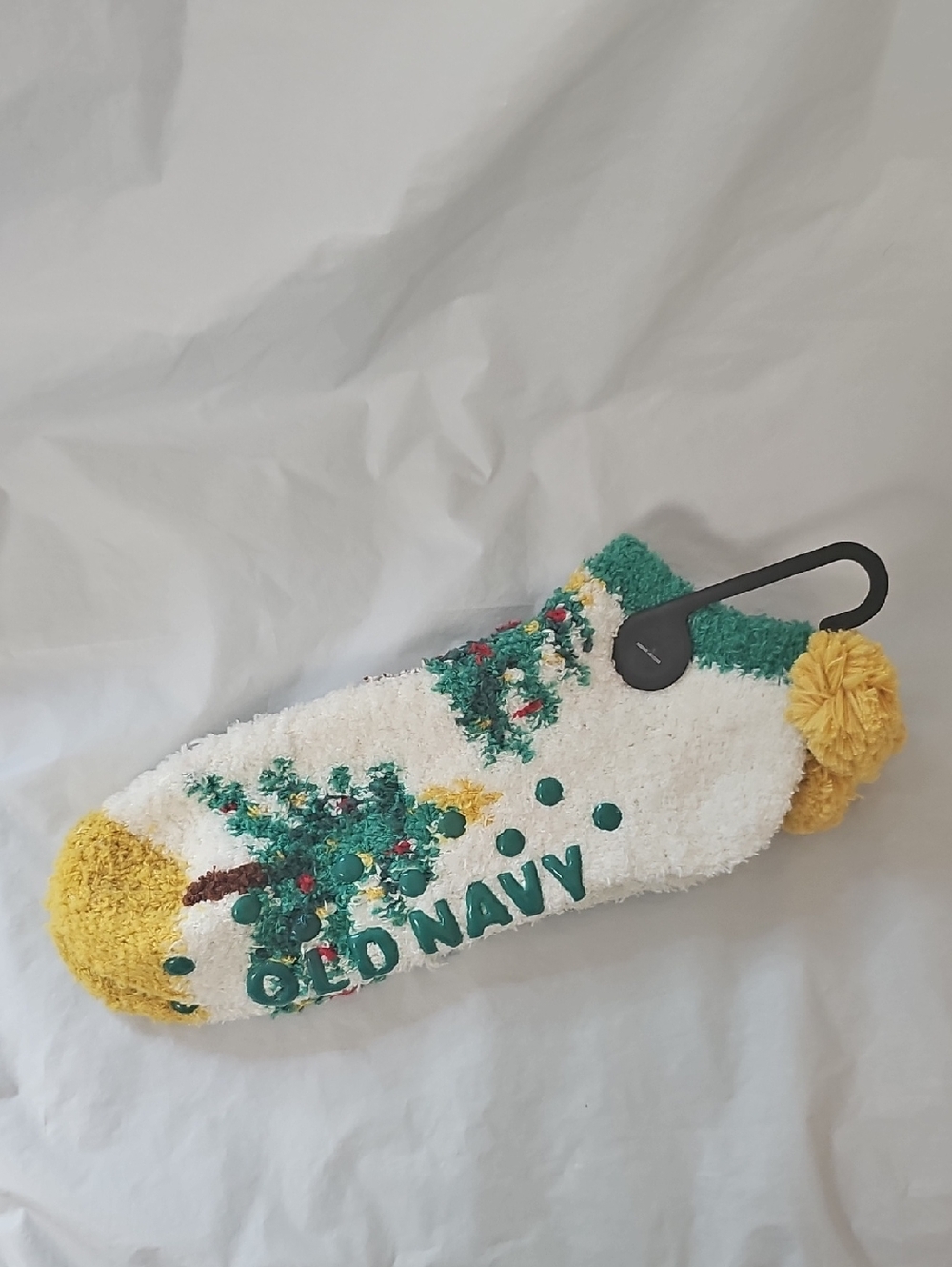 Old Navy Holiday Tree Cozy Ankle Socks with Pom Women's One Size Multicolor New
